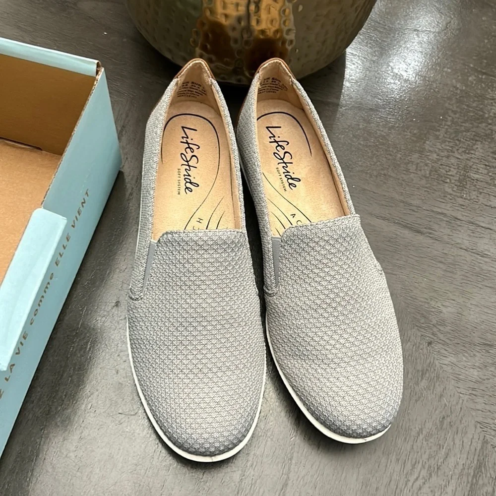 LIFESTRIDE Next Level Slip-ons (WIDE)